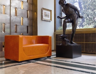 Two-seater sofa on a frame of solid poplar and beech wood leather upholstered Faro 2P, Mascheroni