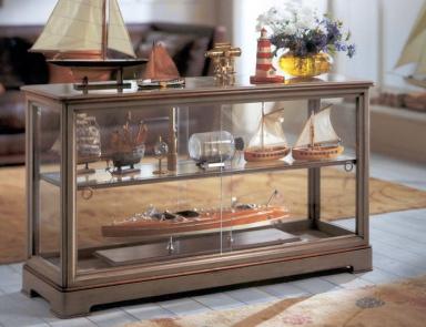 Low showcase - table , PREGNO