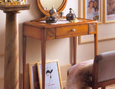 Dressing table , PREGNO