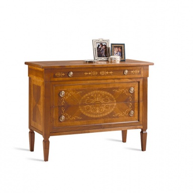 a chest of drawers Maggiolini