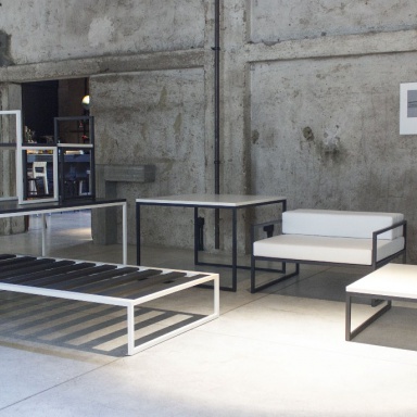 Fronzoni 64 armchair (armchair)