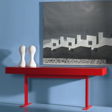 The Luxor Console Consolle