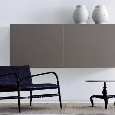 Coffee table New Antiques