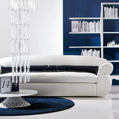 The Regina di Cuori sofa