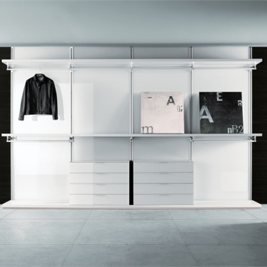 Walk-in closet Dress bold