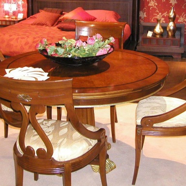 set for the dining room Mobili