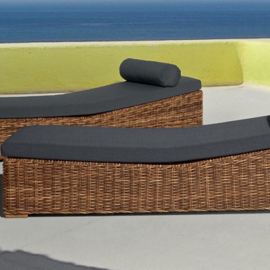 The CROCO 82 daybed