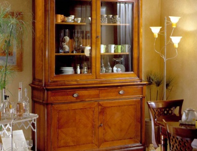 Sideboard with glass doors, Busatto
