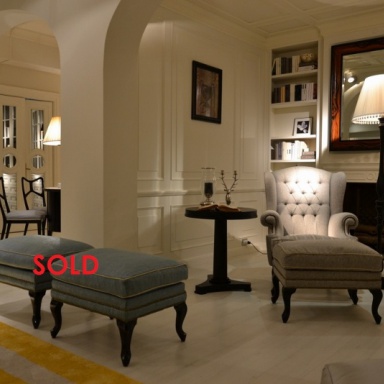 Chair with Ottoman Sinatra