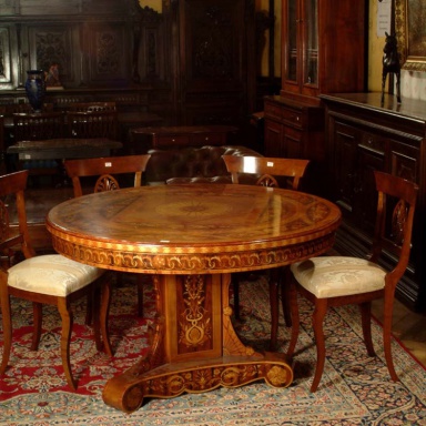 Dining room set for Mice