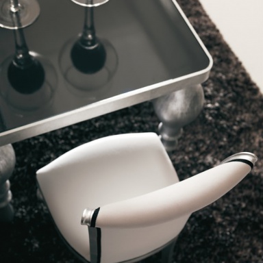 Table with black glass top ZOE