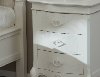 Nightstands bedside, Benedetti