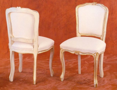 A chair with soft upholstery, Cafissi