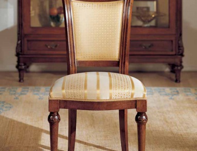 A chair without arms, Corso