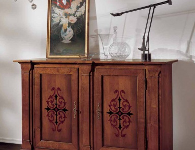 A chest of drawers with hinged doors, Corso