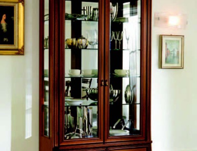 Showcase with glass facade, Favero