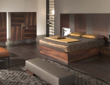 The bed on the podium, GC Colombo