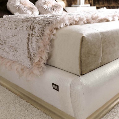 Bedroom (furniture-bedroom)