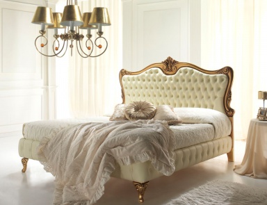 The Royal Bed, Fasal Castelli