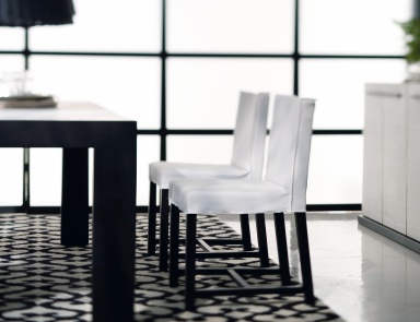 Chair in fabric Otto 125, Gervasoni