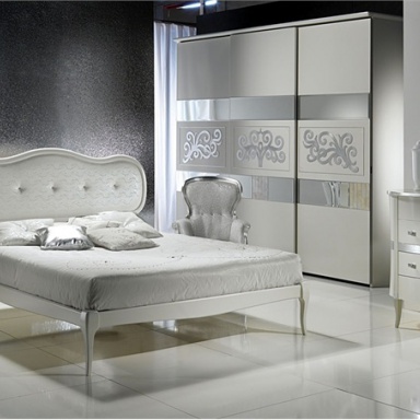 Bedroom (Suite bedroom)