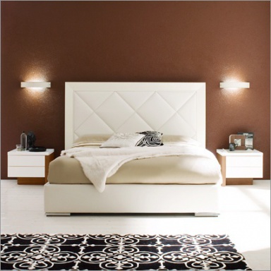 Bedroom (furniture-bedroom)