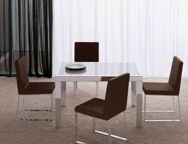 Chair on a metal frame, Midj