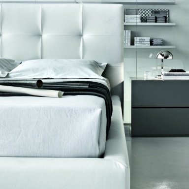 Bedroom (furniture-bedroom)