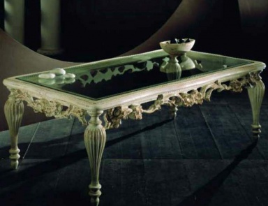 A coffee table, Spini
