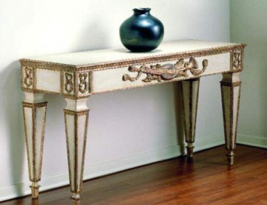 The console on high legs, Spini