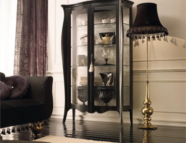 Showcase on high legs, Liberty Showcase - Giusti Portos