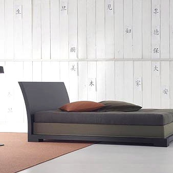 The bed ANDAMAN LEGNO