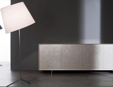 The Chest Of Drawers Capo D'opera