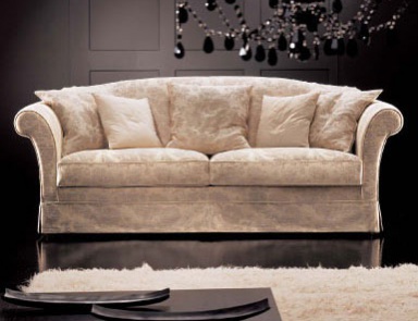 The Borghese Sofa, Cava