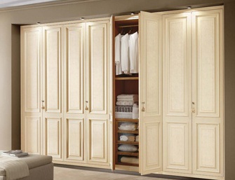 Wardrobe with hinged doors, Benedetti