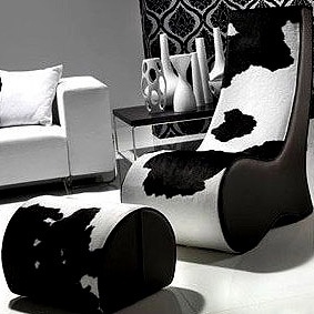 The Astrid Chair