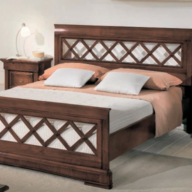 Bed F 598