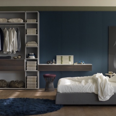 Modular system, wall