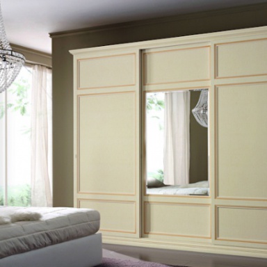 Perla Wardrobe