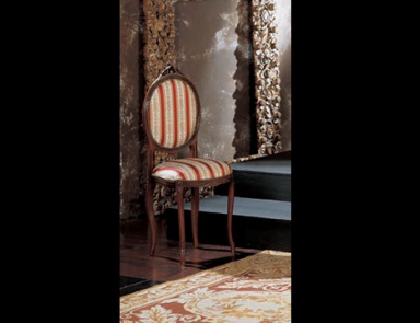 Chair in upholstery, Seven sedie perfectly