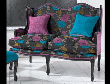 Two seater sofa made of wood, Seven sedie perfectly