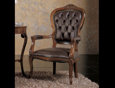 A chair made from geroeva, Seven sedie perfectly