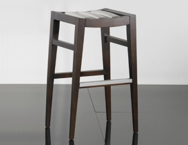 Bar chair, Seven sedie perfectly