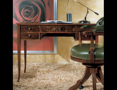 Desk, Seven sedie perfectly