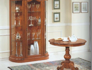 Showcase, Stile Elisa