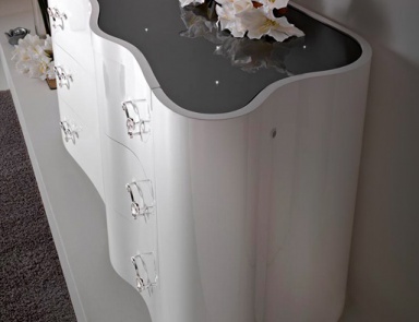 Dresser with drawers, Antonelli Moravio