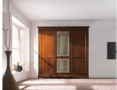 Wardrobe, at the stilema stand