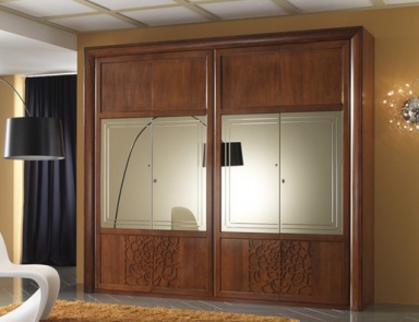 Wardrobe, at the stilema stand