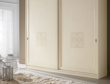 Wardrobe, at the stilema stand