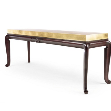 The work was first performed in a coffee table